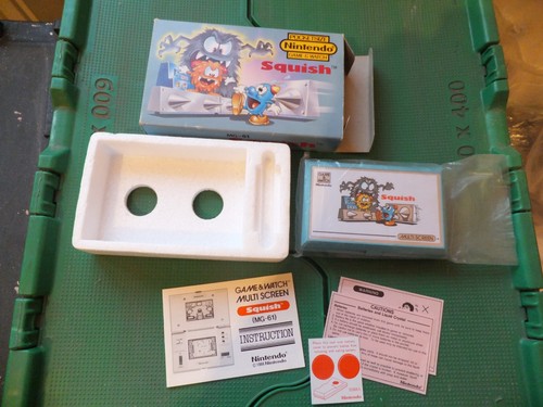 Nintendo squish boxed game - boxed,