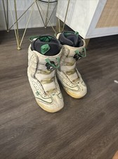 snowboard boots 