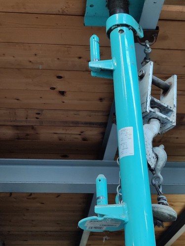 Attacco palo per interni - attacco,