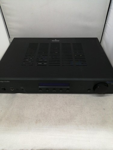 Amplificatore stereo integrato