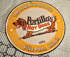 Insegna Portillo's Hot Dog