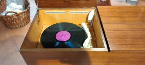 Vendo mobile anni con radio - 60,