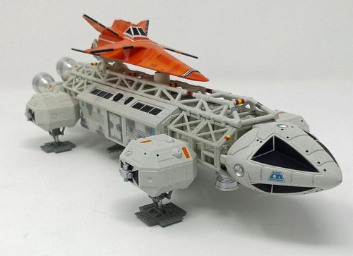Space 1999 eagle transporter - space,