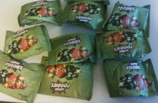 SUPER FOODIES ESSELUNGA 10 BUSTINE SIGILLATE NUOVE. PERSONAGGIO + CARTA