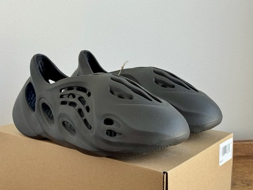 Nuovo adidas yeezy foam - nuovo,
