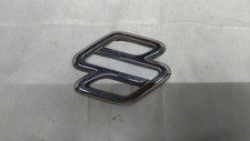 SUZUKI 70MM LOGO SIGLA EMBLEMA FREGIO STEMMA SCRITTA COD. 22348