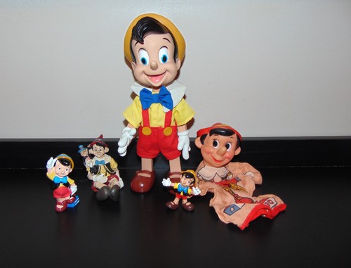 Disney pinocchio figurine - disney,
