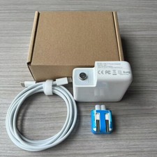 Caricabatteria adattatore di