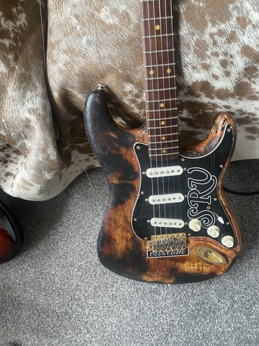 Fender srv stevie - ray, vaughan