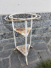 Vecchio lavabo porta catino in ferro