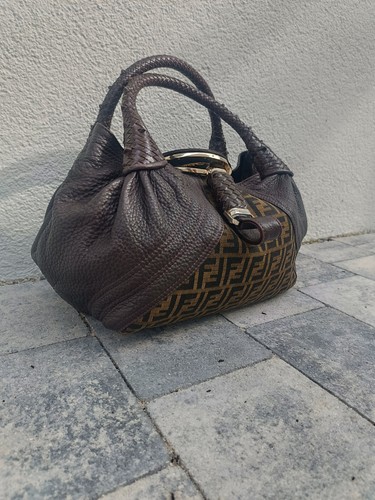 Borsa tracolla vintage fendi - a,