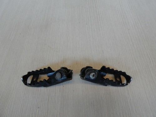 Coppia pedaline anteriori - di,