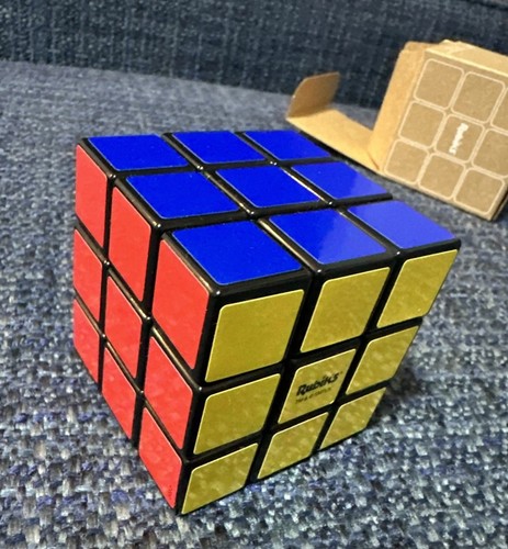 Space invader rubik cube - invader, x