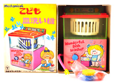 Lavastoviglie giocattolo in