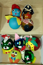 7 SFERE IN PLASTICA VINTAGE ANNI 50 RIFINITE IN PANNO A MODO DI ANIMALETTI