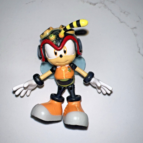 Sonic charmy bee sega - a,