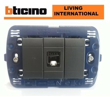 presa di rete dati rj45 cat6 bticino living international nero con supporto
