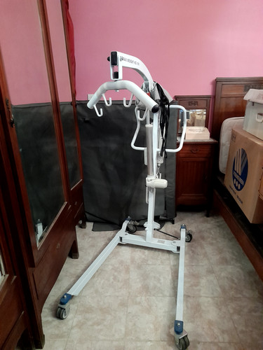 Sollevatore per disabili con - sollevatore, disabili,