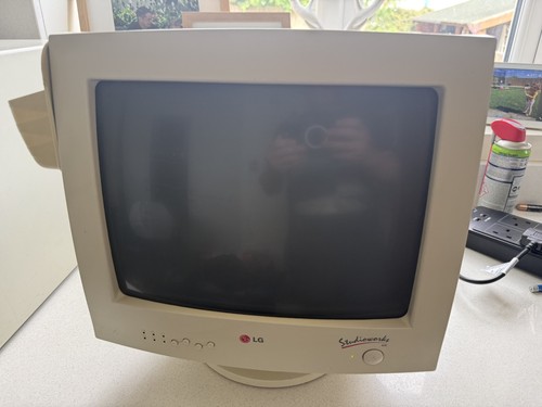 Monitor studioworks 44i - 44i, /