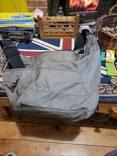 Lowepro Borsa a tracolla passaporto per fotocamera - Grigio