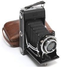 @ Zeiss Ikon Ikonta 521/2