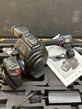 Corpo Canon EOS C100 Mark II