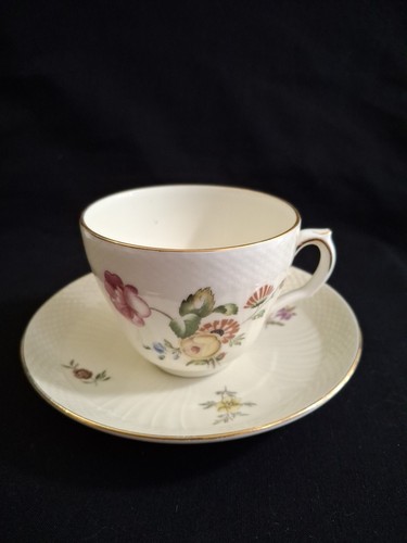 Tazza piattino piatto - tazza,