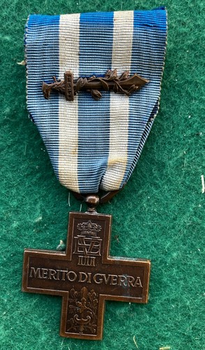 Medaglia croce merito - merito, guerra