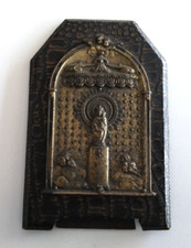 Placca Religioso Antica Su