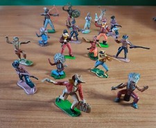 VINTAGE LOTTO DI 17 SOLDATINI PLASTICA MISTI SCALA 1:32 - 6 CM (C05)