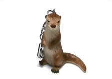 Portachiavi lontra in piedi