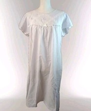 VINTAGE BARBIZON NIGHTGOWN