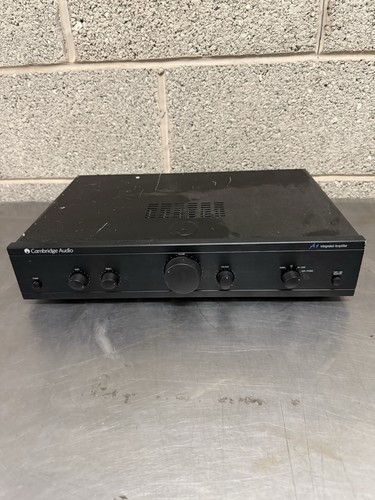 Amplificatore stereo integrato