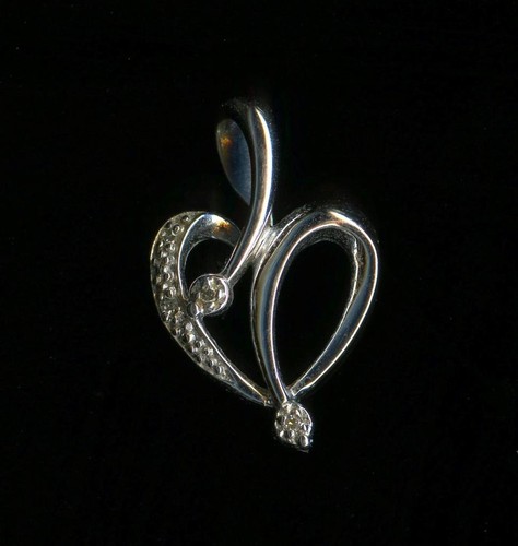 Ciondolo cuore infinito