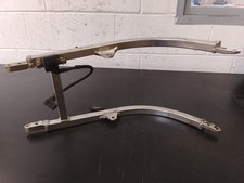 CULLA  SUPPORTO MOTORE  ORIGINALE SUZUKI RGV 250 VJ22 ANNI 1993 1994 1995 1997