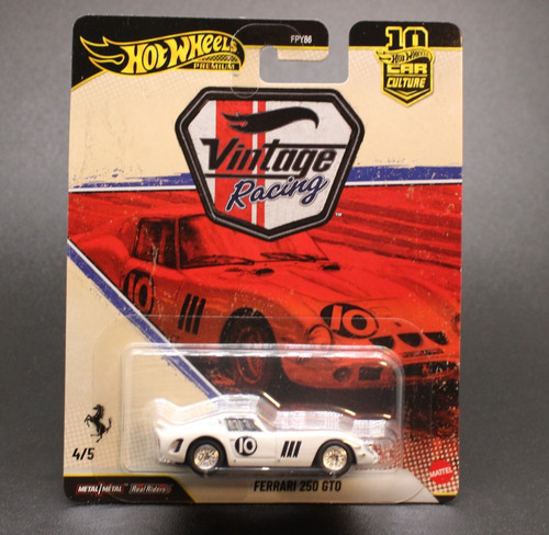 Hot wheels premium ferrari - -, "