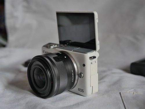 Appareil photo canon eos m10 - appareil,