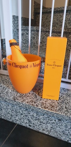 Champagne veuve clicquot - , porta
