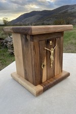 Tabernacolo in legno di noce