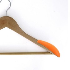  8 paia di grucce in plastica