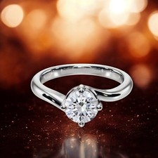 Anello in oro bianco 18 kt