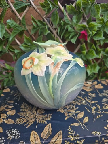 Vaso narciso porcellana franz - narciso,