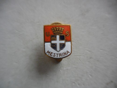 Distintivo con piedino calcio - con,