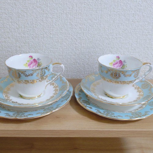 Wedgwood blue rose bone china - blue,