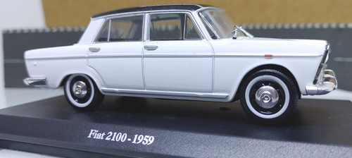 Edicola scala fiat 2100 - 1/43,