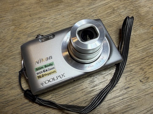 Nikon coolpix s3200 - coolpix,