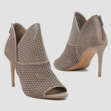 Vince Camuto taglia 7 Vatena