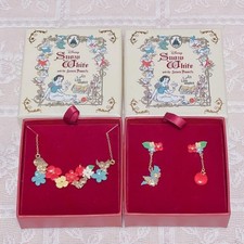 Set orecchini e collana Disney