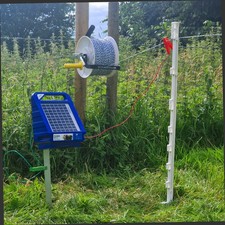 Recinzione Elettrica Kit 500m Solare Energizzante & Mulinello + Filo Fascio &