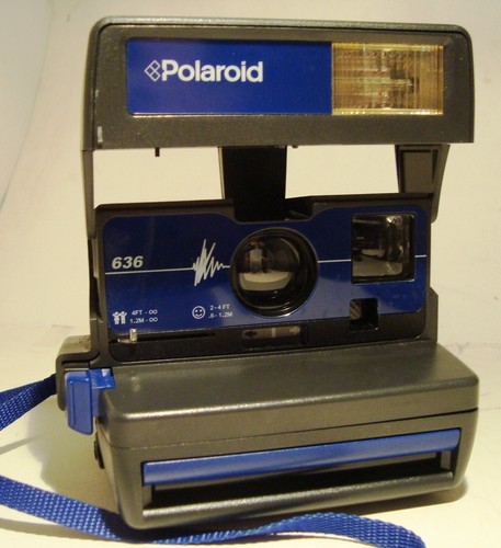 Polaroid 600 instant camera - polaroid,
